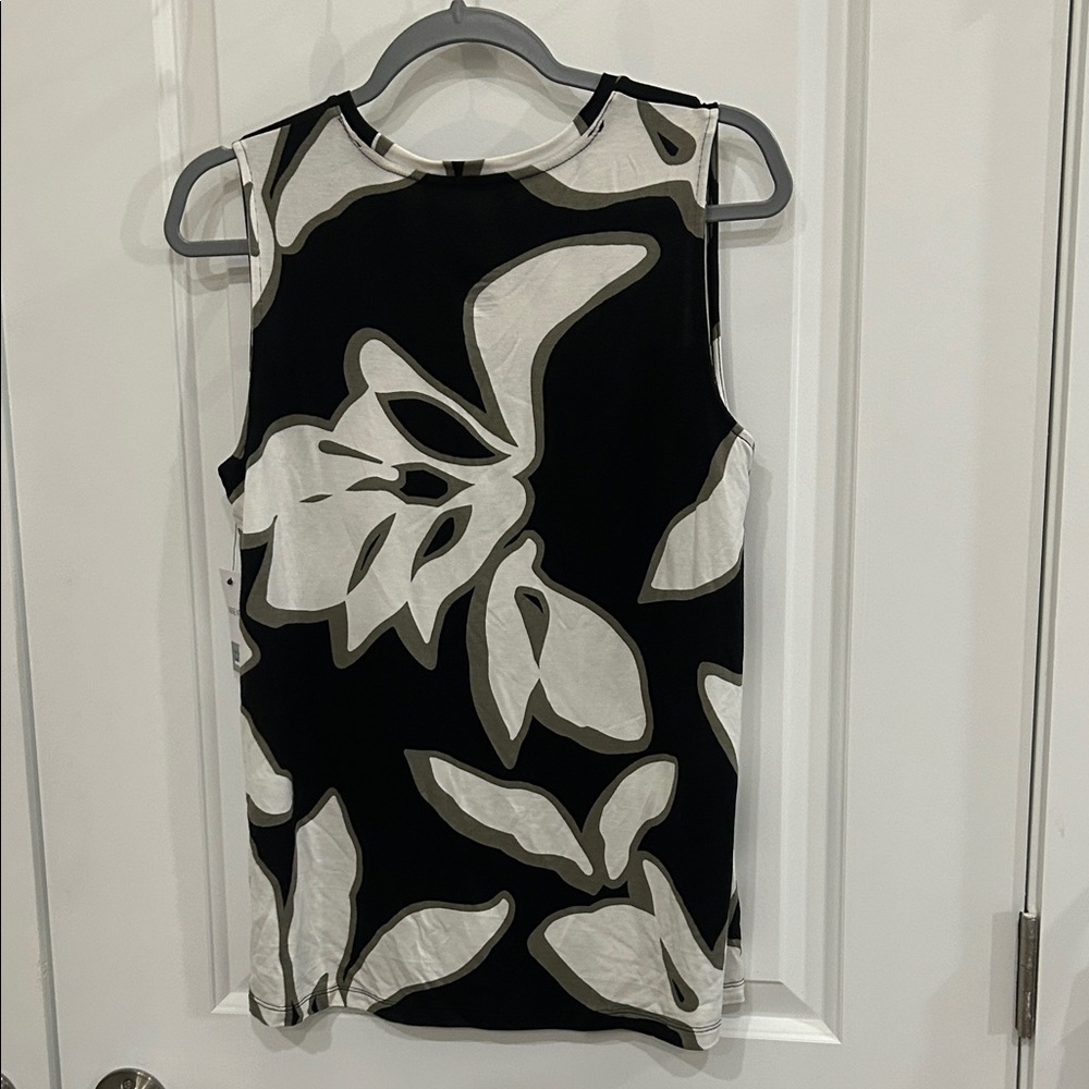 Bundle of Nine West Soft-Spun Abstract Patterned Sleeveless Tank Tops - Picture 7 of 7